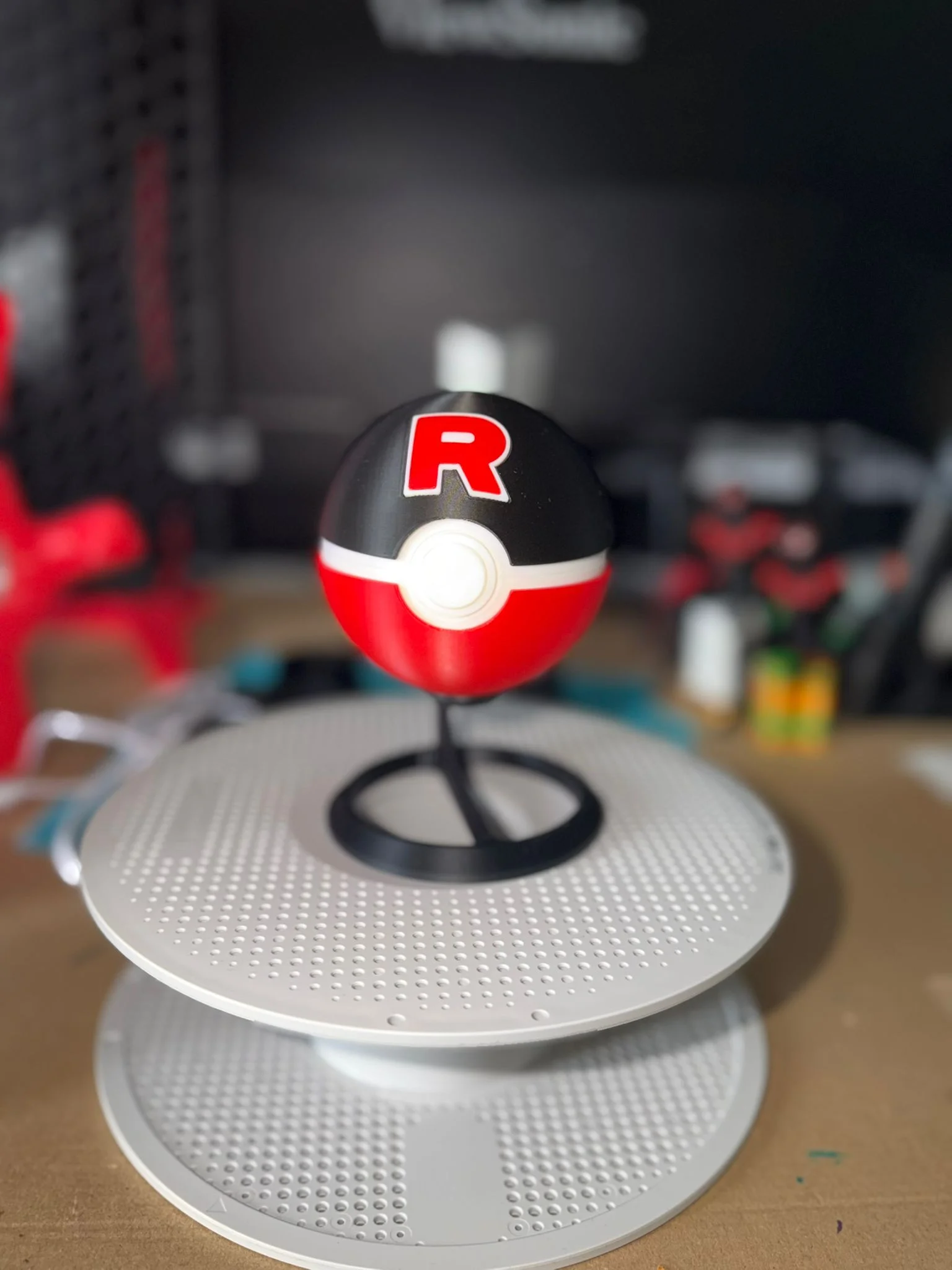 Pokéball Team Rocket - immagine 1
